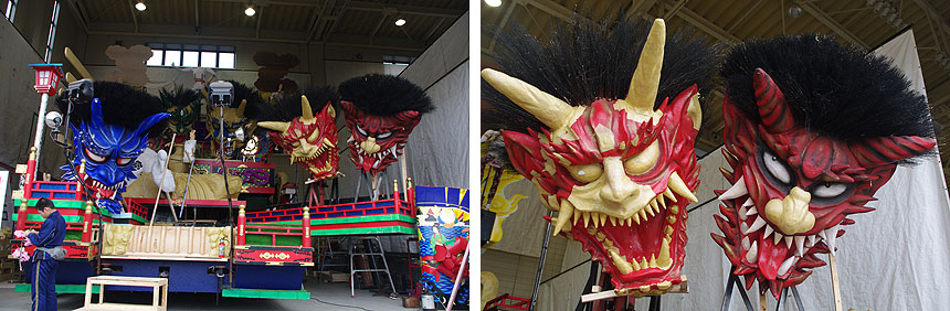 左：わざわざシャッターを開けて頂いた。左端の子供比較すれば大きさが分かると思う。　右：デカいもんだから迫力が…うわぁ，怖えぇ！